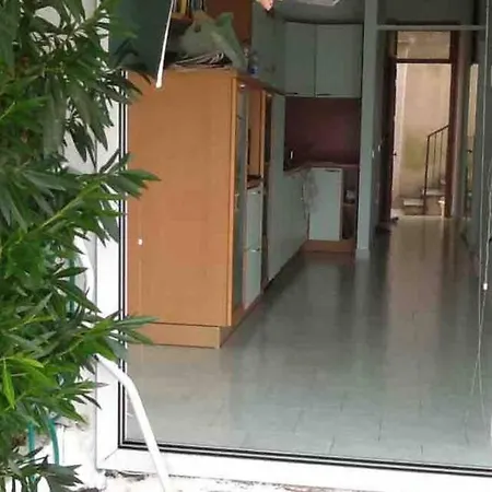 La Vetrata Di Maddy Apartment